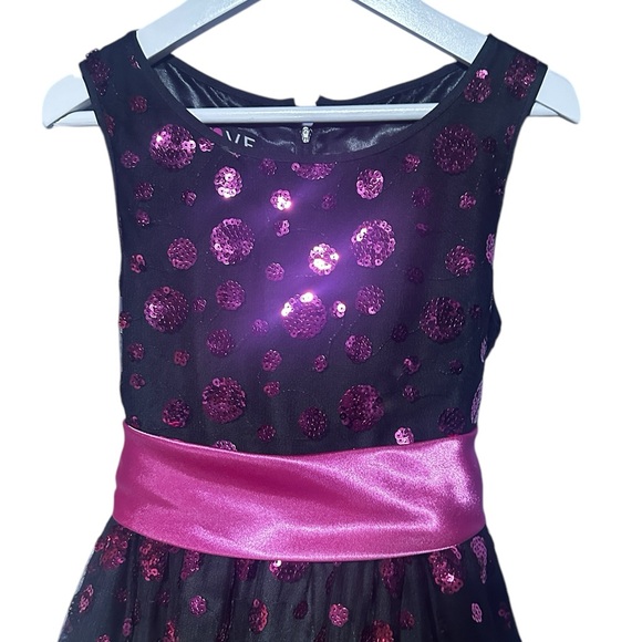 Elegant Girls Party Dress Size 12 Black Pouffy Dress W/Pink Sequin’s and Sash - Picture 9 of 16